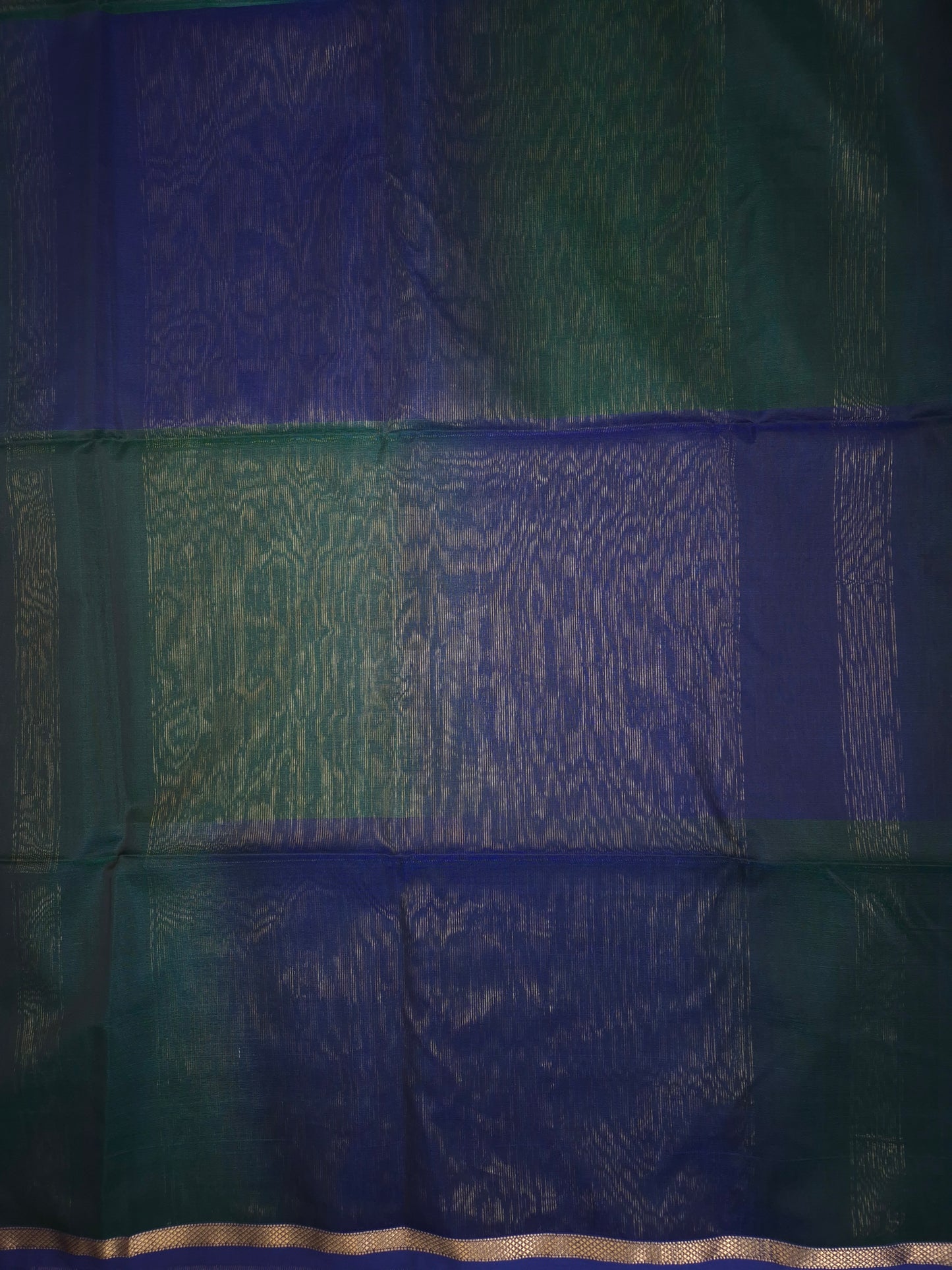 Navy Blue Maheshwari Silk Saree with Dark Green Tinge