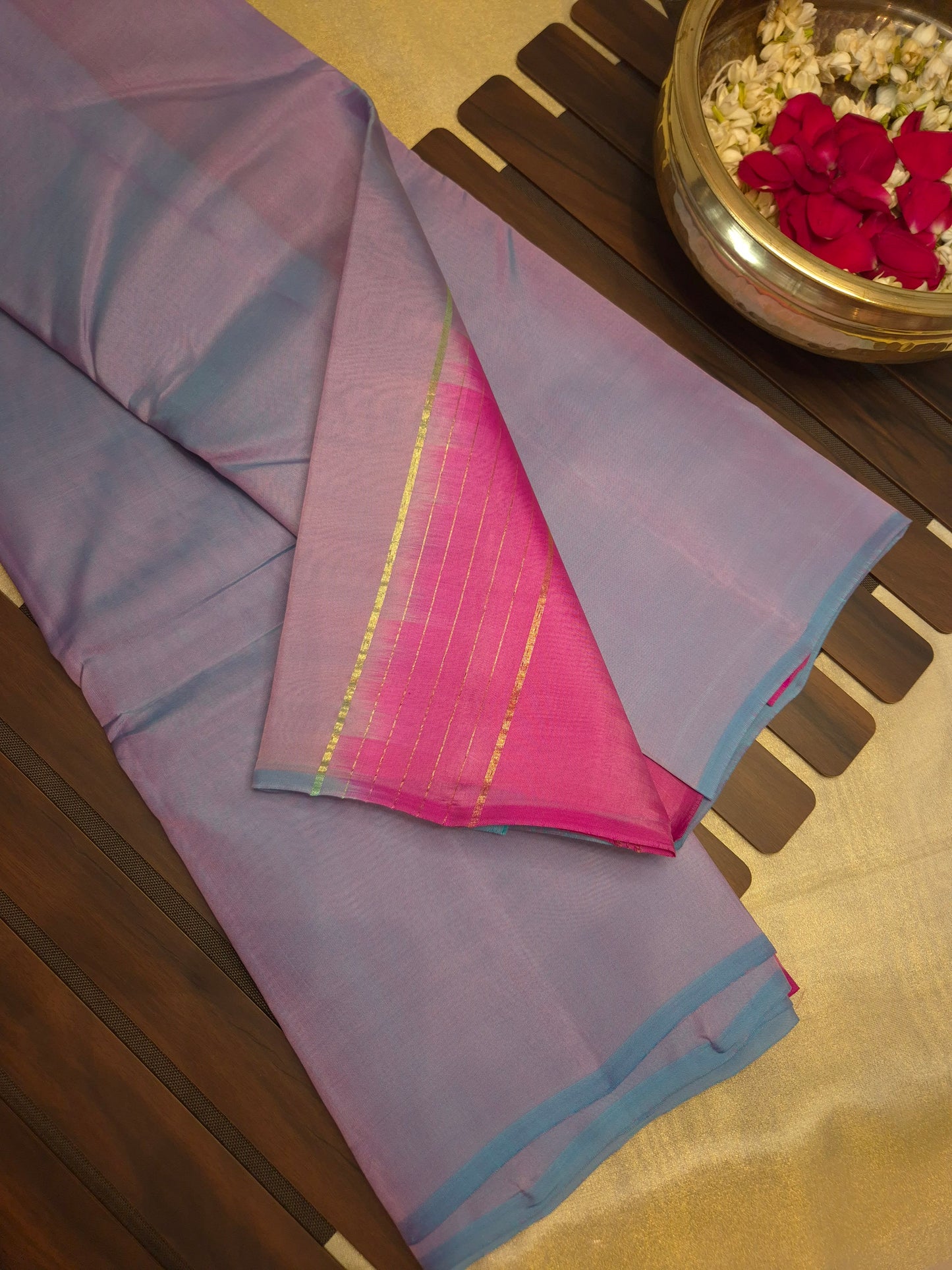 Dual Shade of Lilac and Sky-blue Plain Borderless Soft Silk Saree with contrast Pink color Pallu