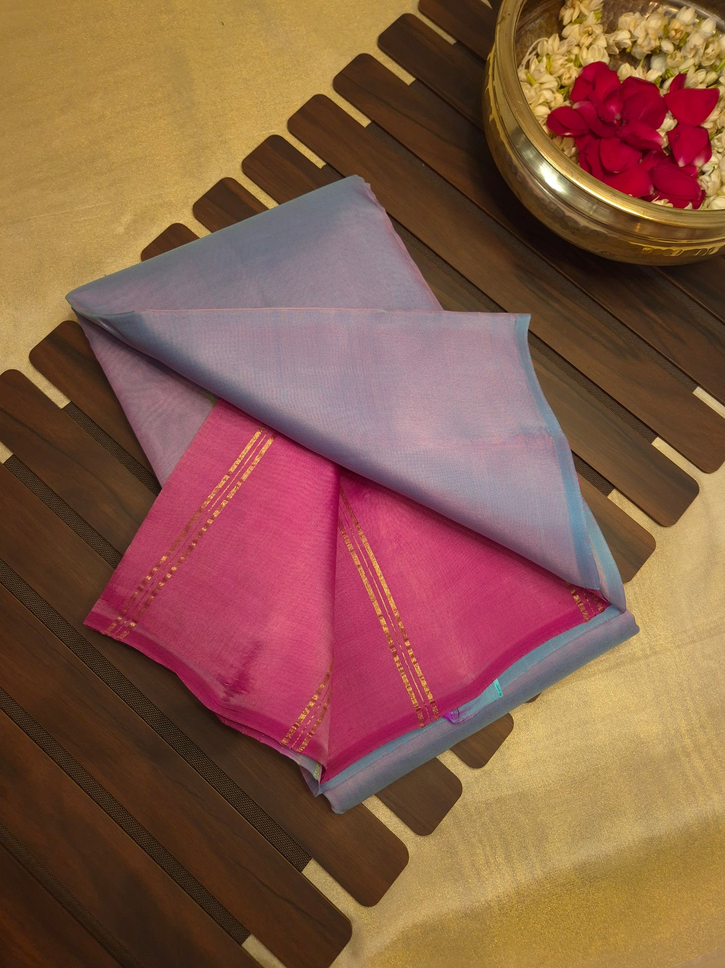 Dual Shade of Lilac and Sky-blue Plain Borderless Soft Silk Saree with contrast Pink color Pallu