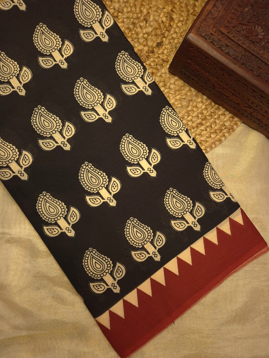 Black and Red Floral Motifs Printed Pure Cotton Saree