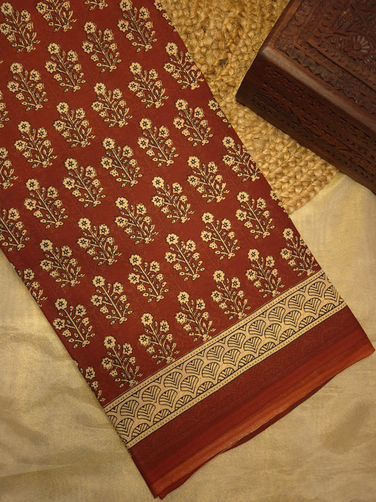 Rust Orange and Peachish Floral Motifs Printed Pure Cotton Saree