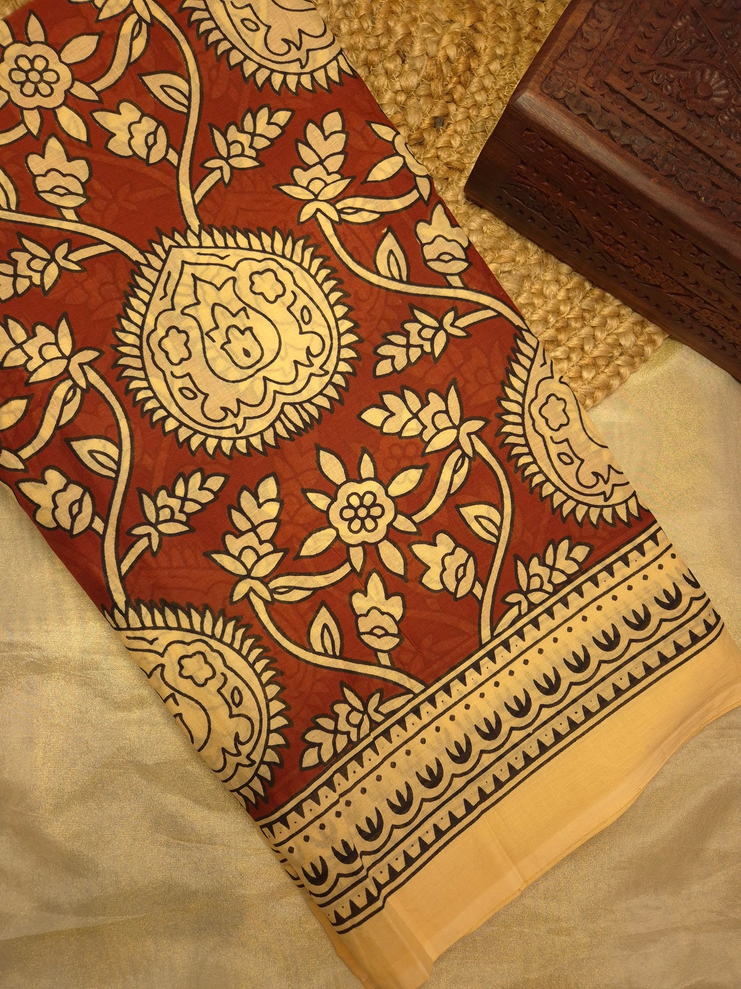 Rust Orange and Peachish Floral Motifs Printed Pure Cotton Saree