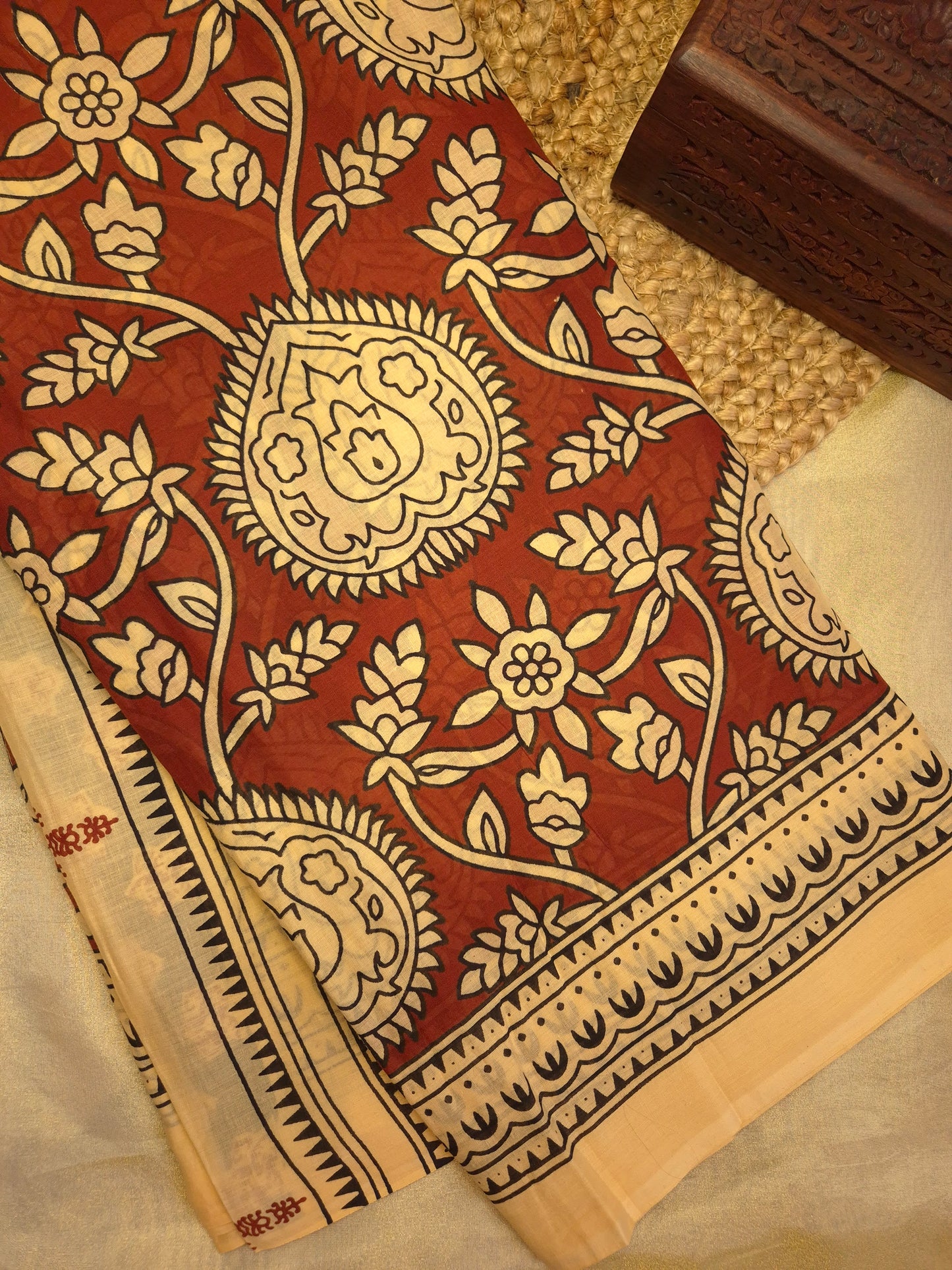 Rust Orange and Peachish Floral Motifs Printed Pure Cotton Saree