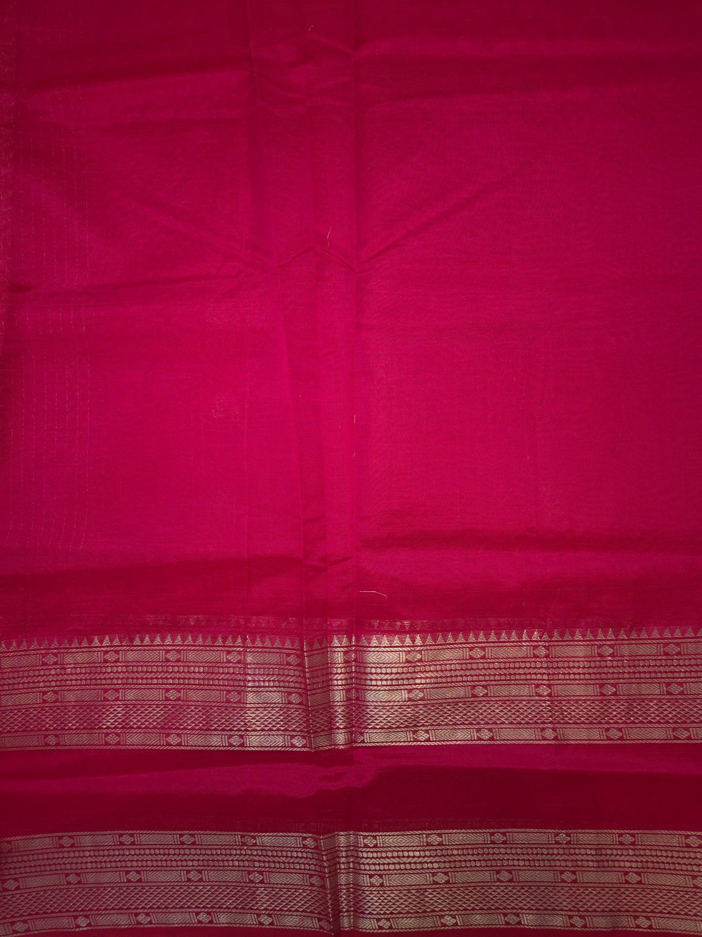 Rani Pink Mangalgiri Pattu Silk Saree with Silver Zari
