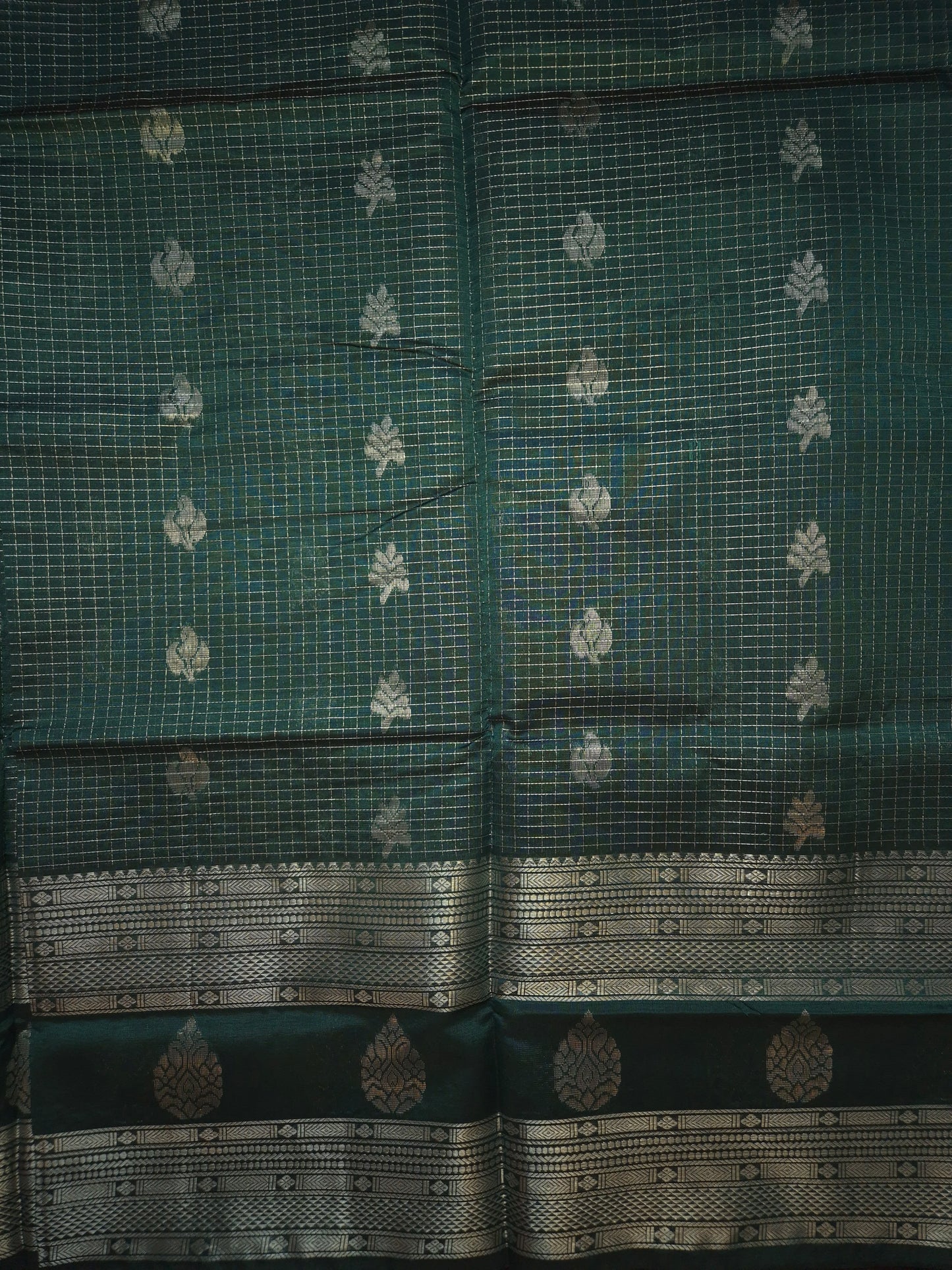 Peacock Green Mangalgiri Pattu Silk Saree with Silver Zari