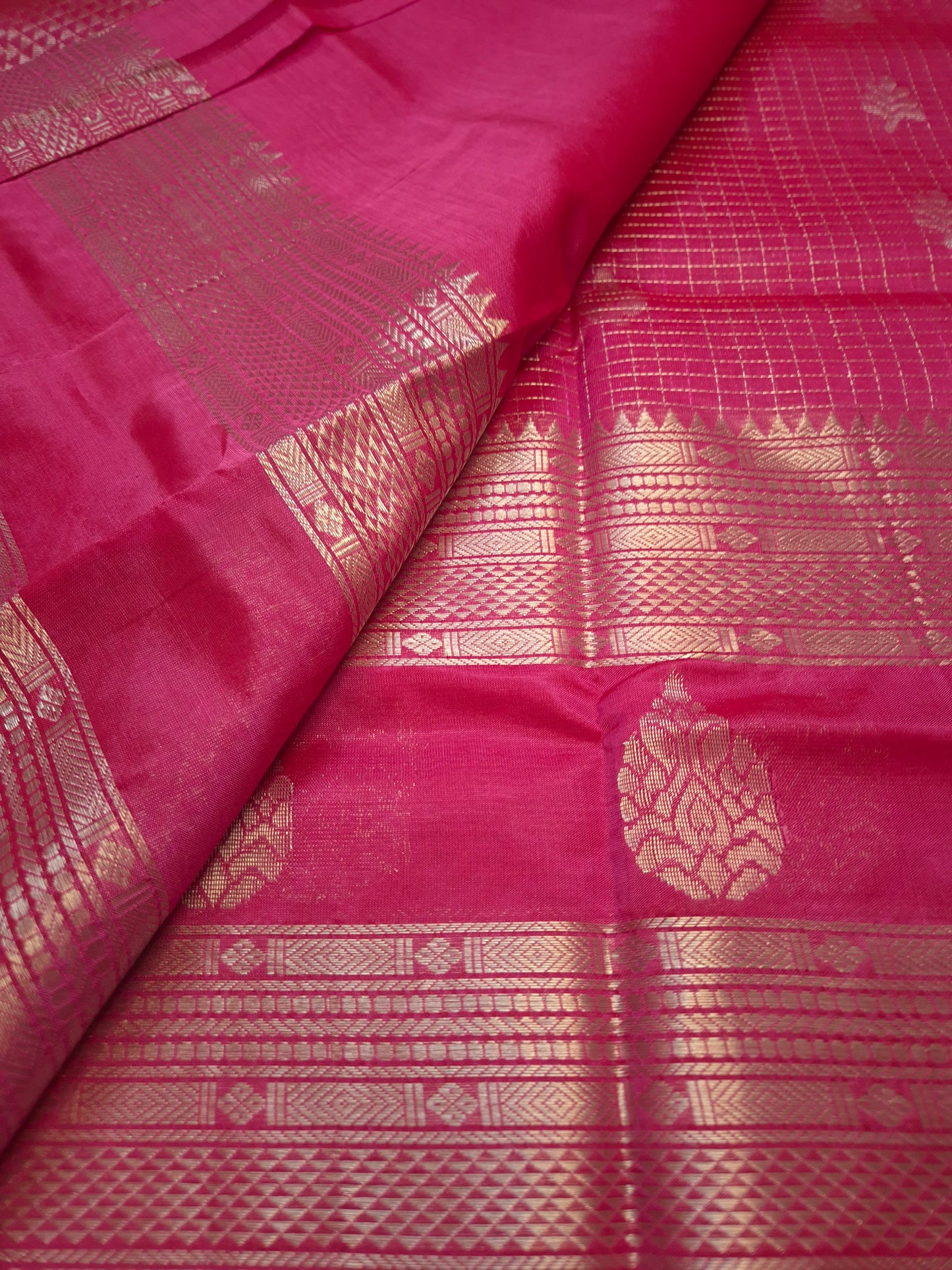Pink Mangalgiri Pattu Silk Saree with Silver Zari