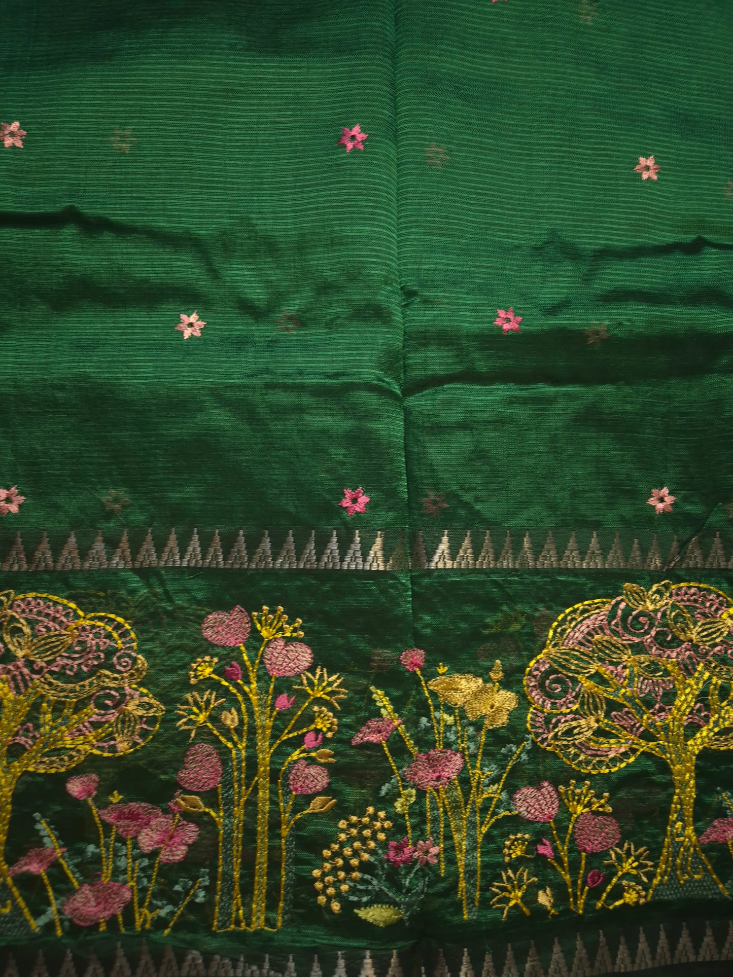 Dark Green Embroidery Mangalgiri Pattu Saree
