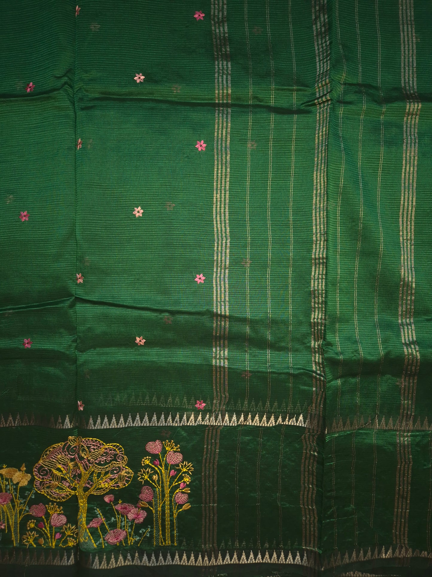 Dark Green Embroidery Mangalgiri Pattu Saree