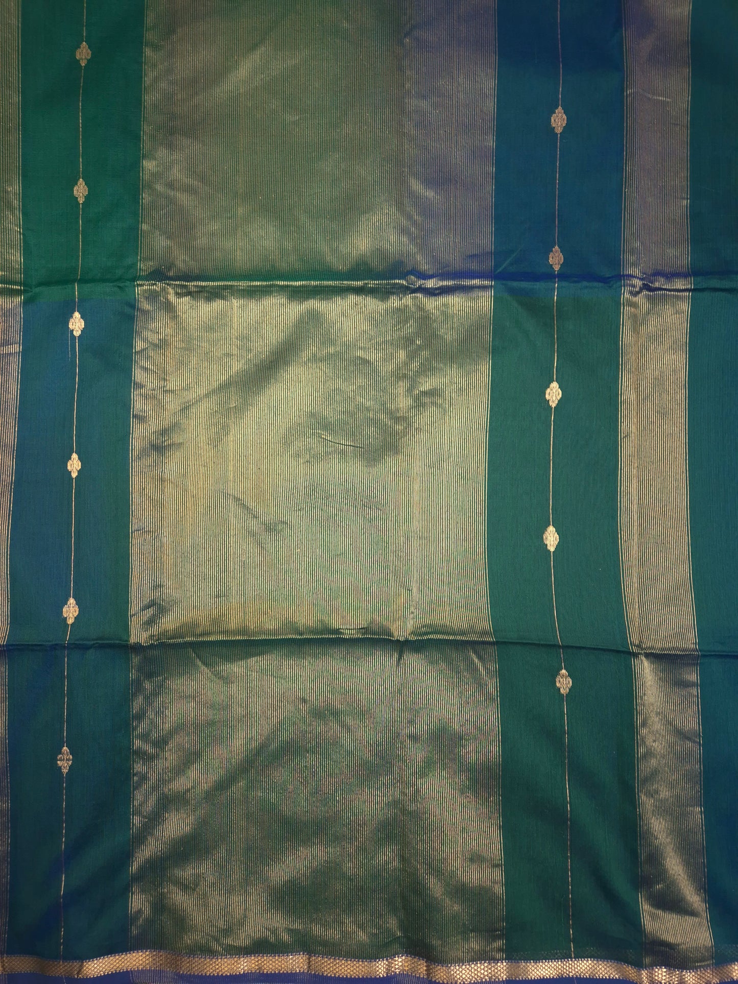 Peacock Green Maheshwari Silk Saree with Dark Blue tinge