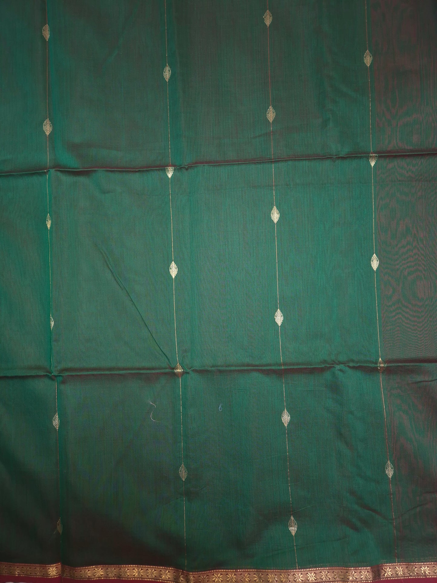 Dark Green Maheshwari Silk Saree with Red combination