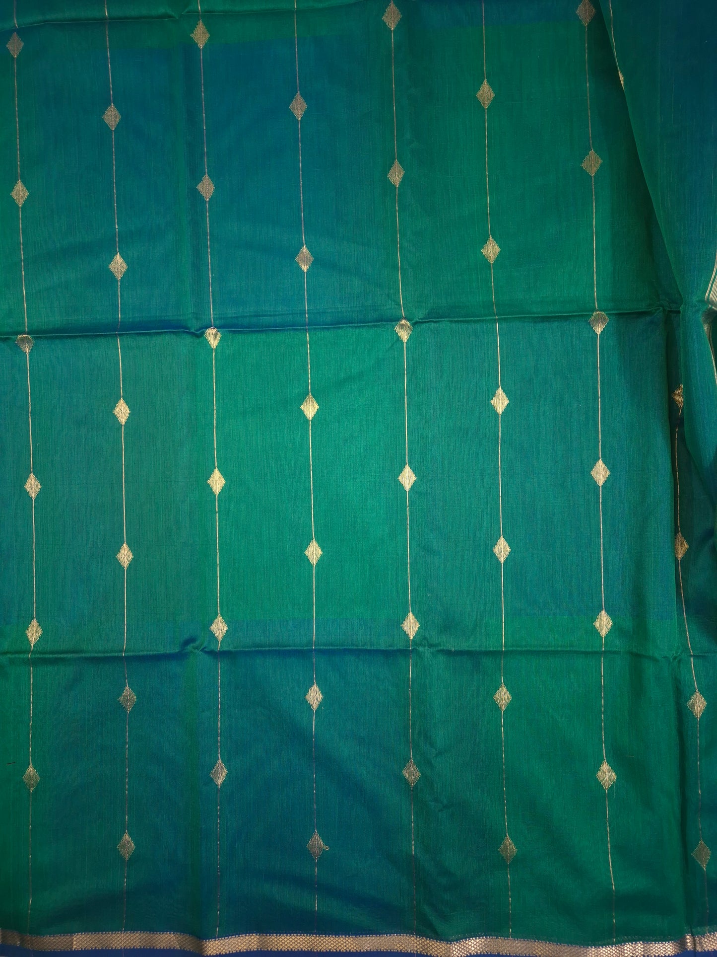 Peacock Green Maheshwari Silk Saree with Blue Tinge
