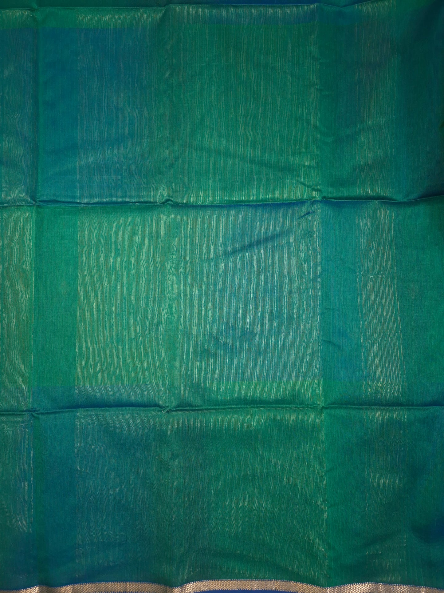 Peacock Green Maheshwari Silk Saree with Blue Tinge