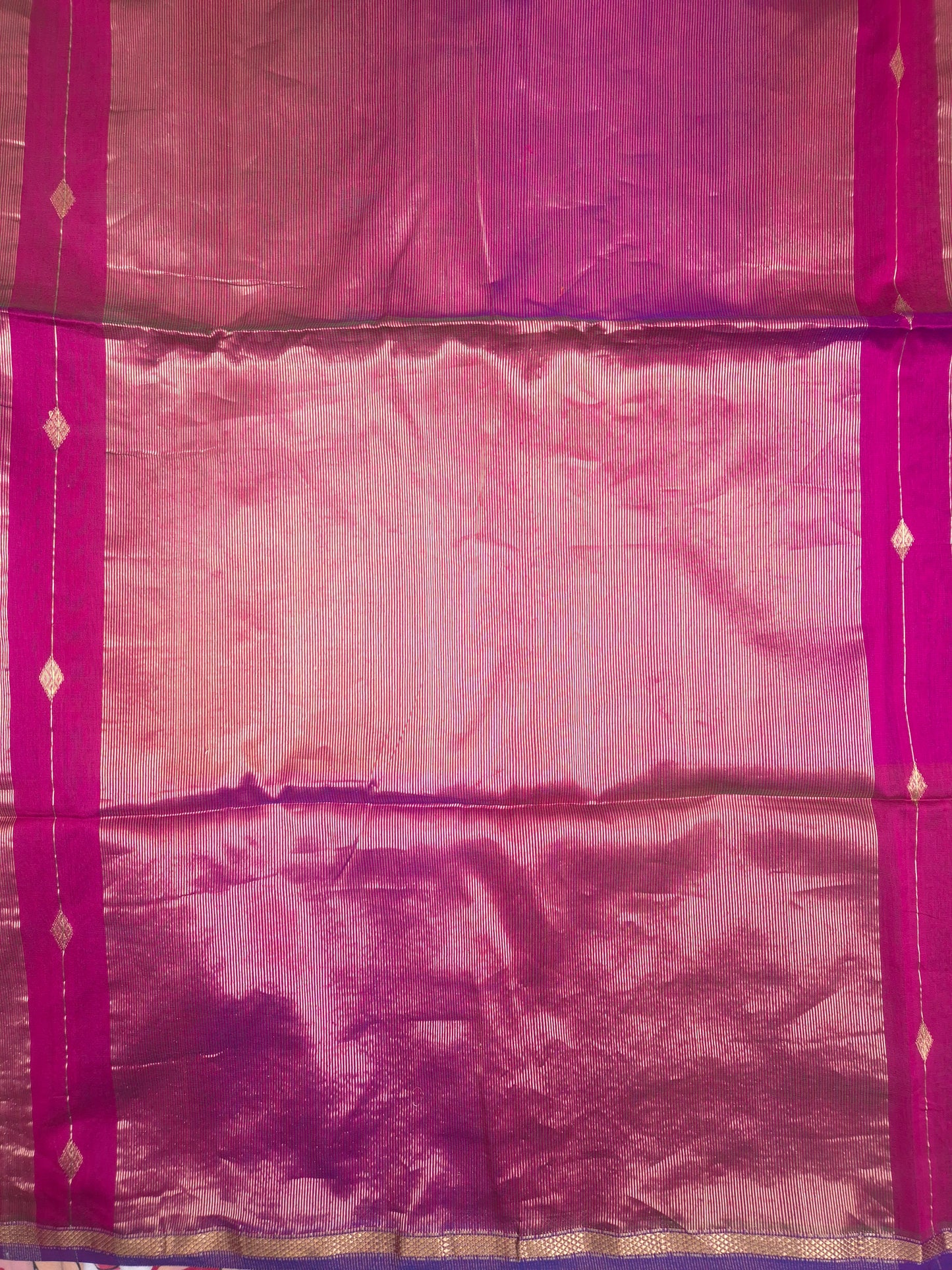 Magenta Pink Maheshwari Silk Saree with Purple and Green Tinge